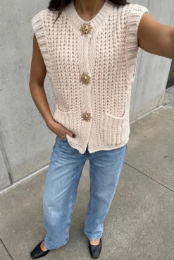 Aealma Vest