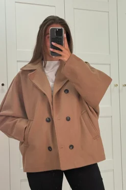 Aetahlia Jacket