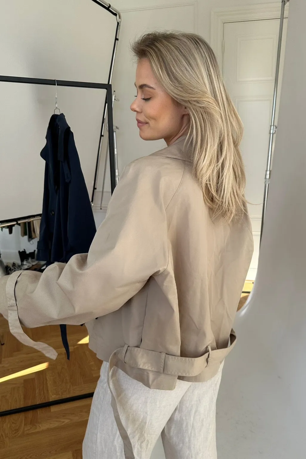 Almaic Trenchcoat