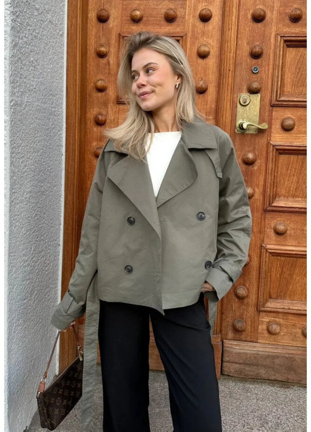 Almaic Trenchcoat