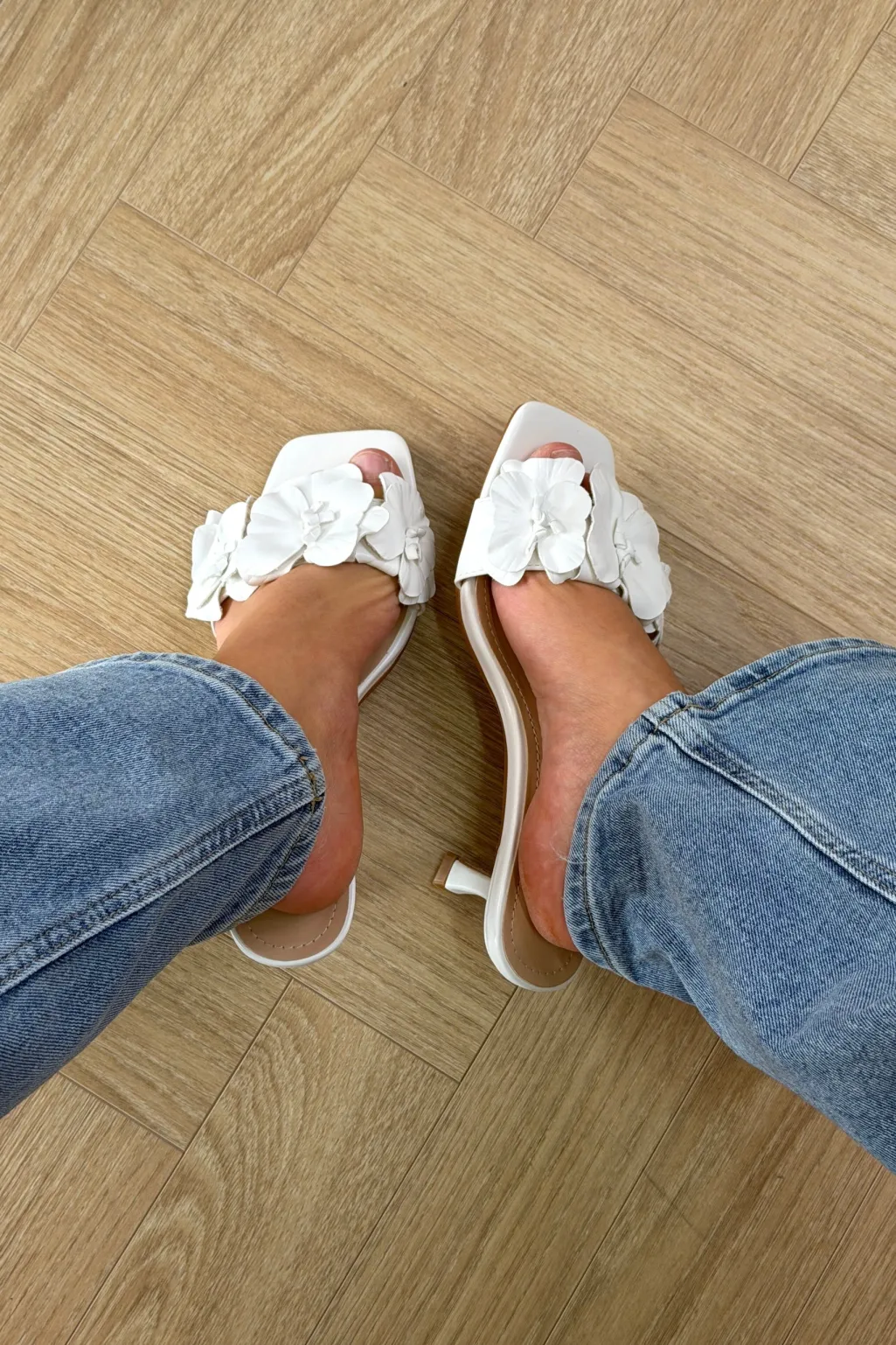 Blbutterfly Weed Sandals