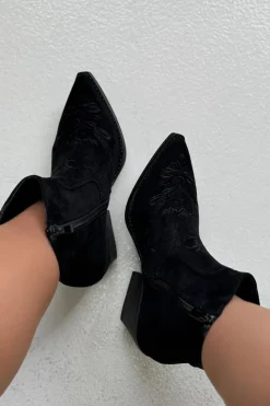Blcamila Boot