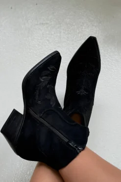 Blcamila Boot