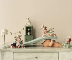 Mltricycle Mouse, Big Sister