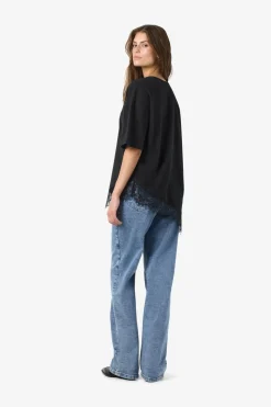 Nmeasy Lace Detail S/S T-Shirt