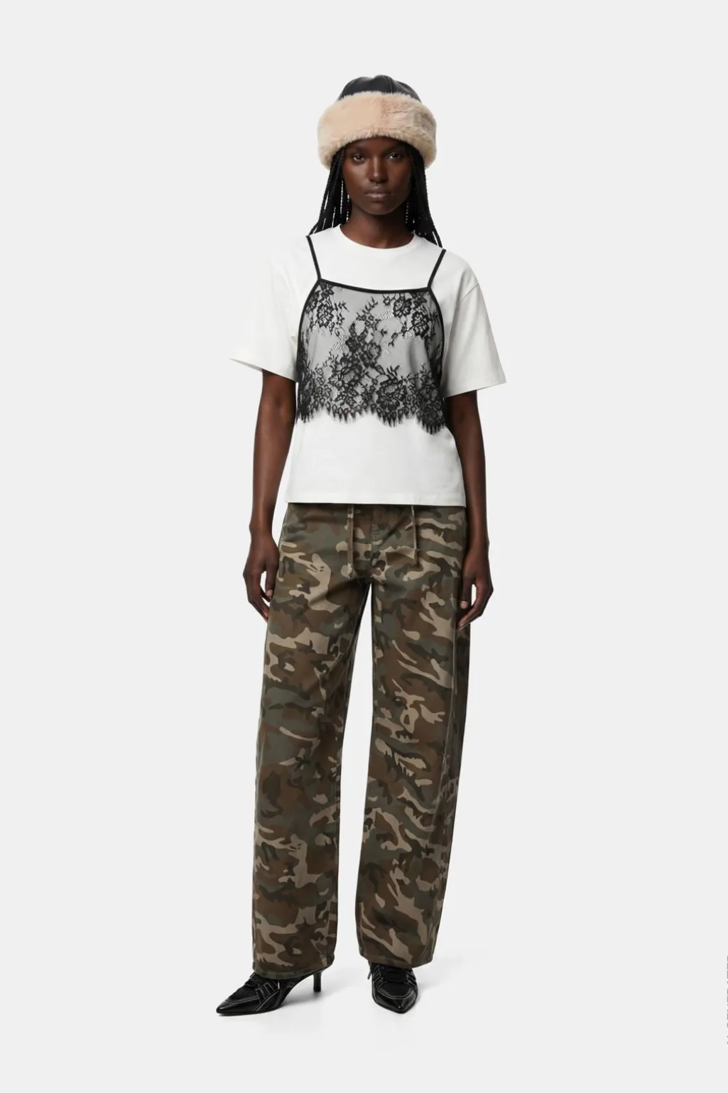 Pcfnug Ls Lace Singlet Layer Tee